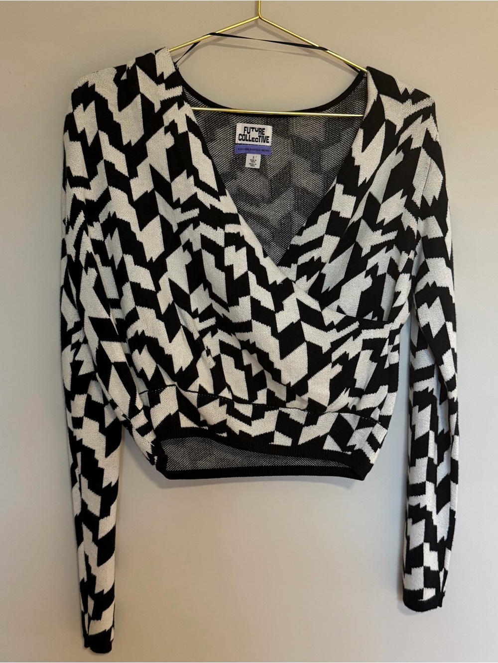 Future Collective Kahlana Barfield Brown - Asymmetrical Pullover Crop Sweater - Picture 4 of 9